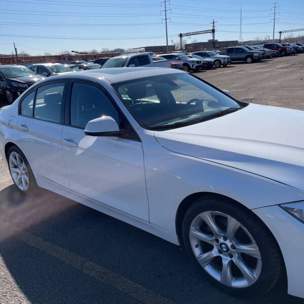 2015 BMW 3 Series 320i