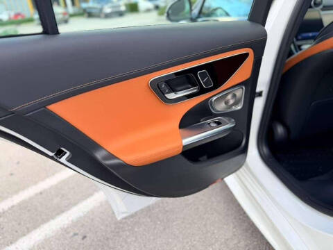 2023 Mercedes-Benz C-Class C 300