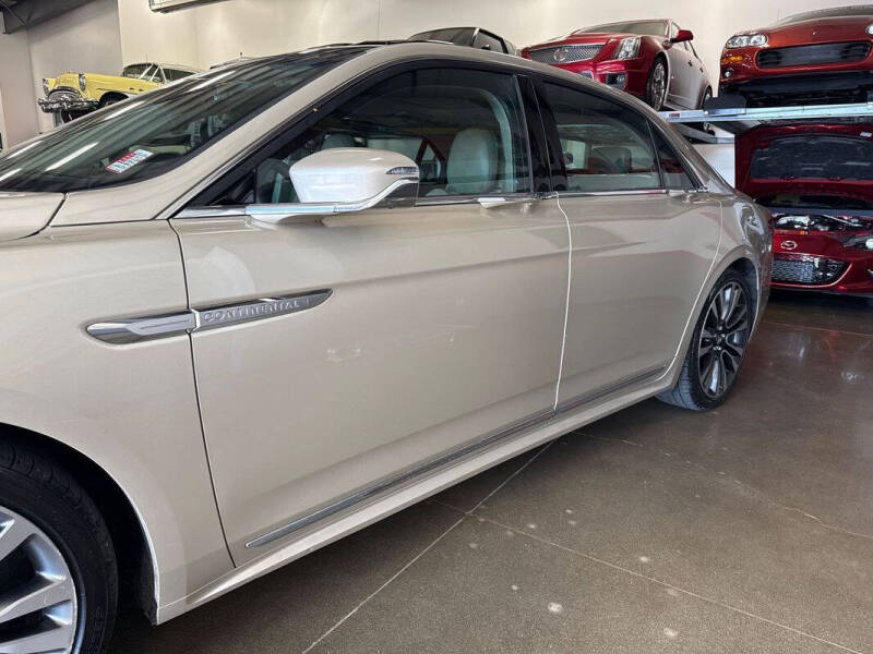 2017 Lincoln Continental Reserve