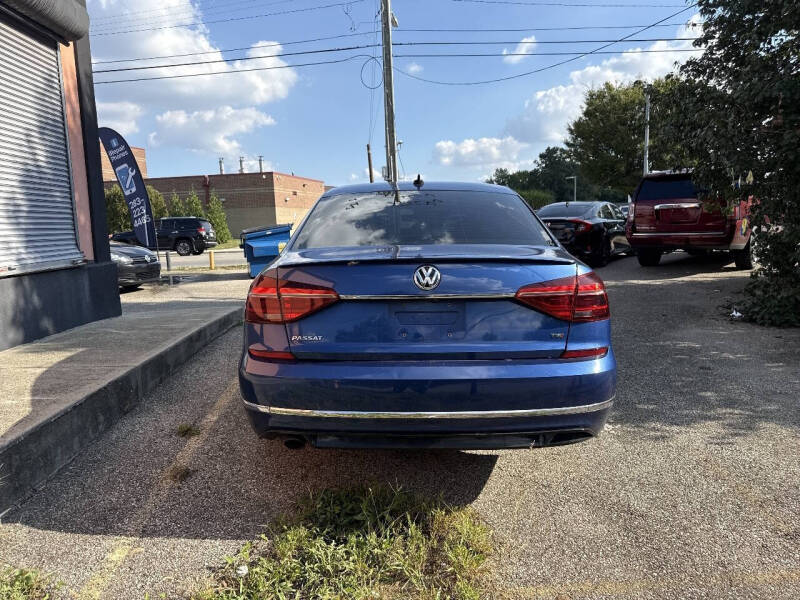 2017 Volkswagen Passat 1.8T R-Line