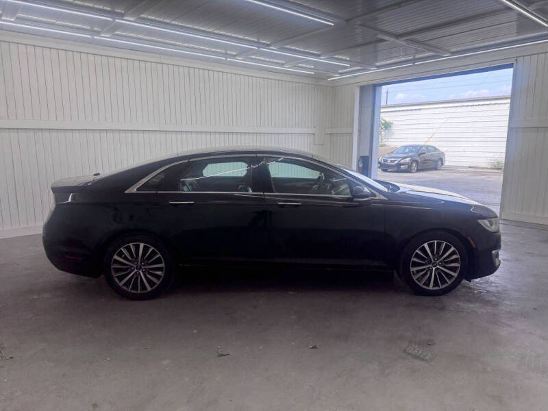 2017 Lincoln MKZ Premiere