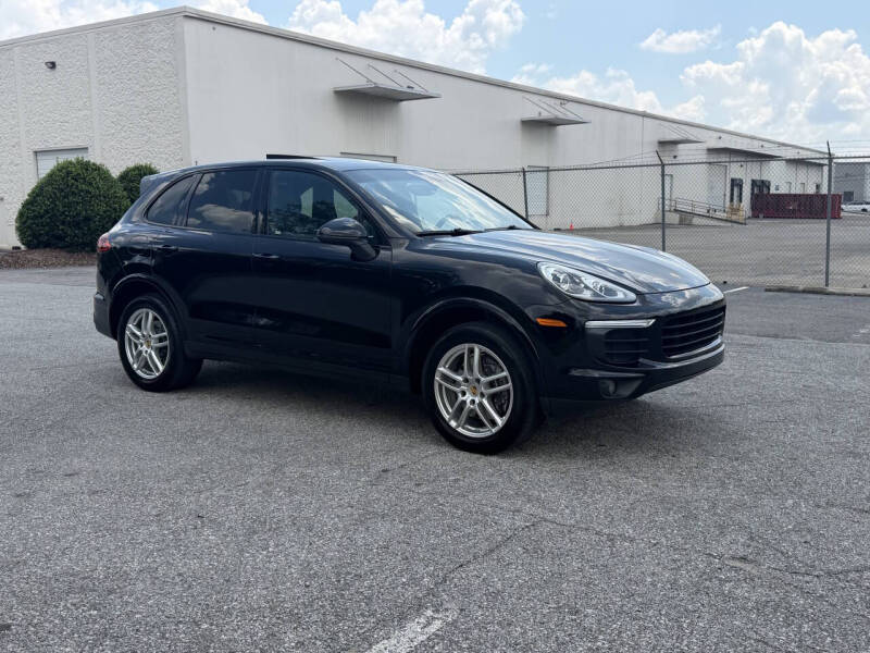 2017 Porsche Cayenne Platinum Edition