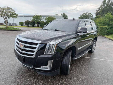 2018 Cadillac Escalade Luxury