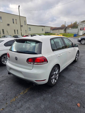 2013 Volkswagen GTI Base PZEV