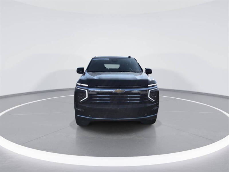 2025 Chevrolet Suburban LT