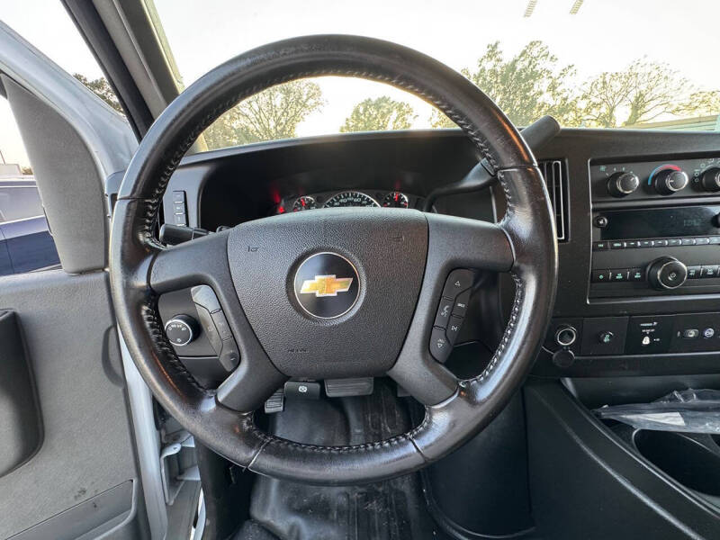 2020 Chevrolet Express 2500