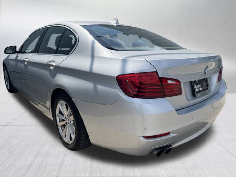 2015 BMW 5 Series 528i