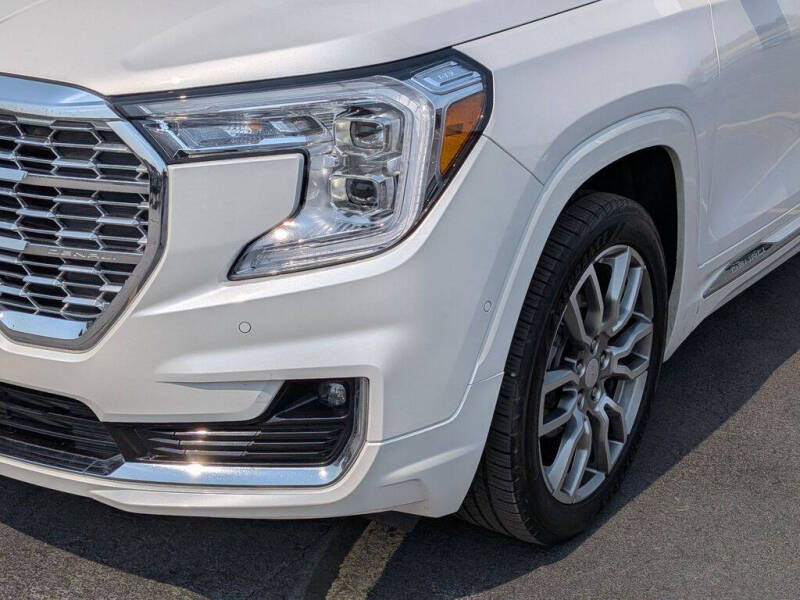 2023 GMC Terrain Denali