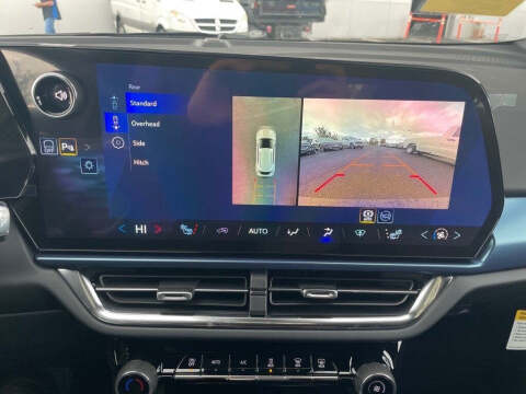 2026 Chevrolet Equinox EV LT 2