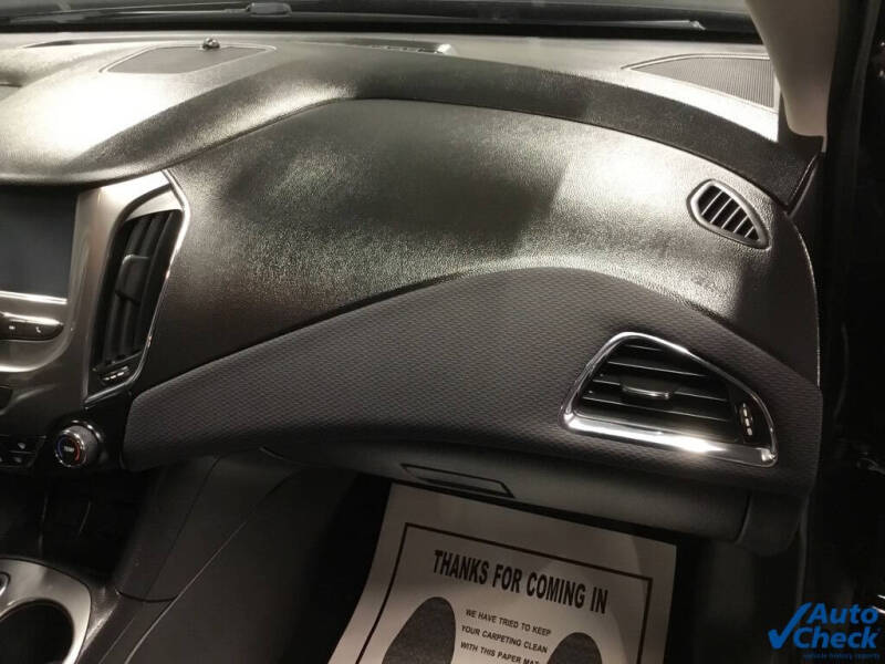 2017 Chevrolet Cruze LT Auto