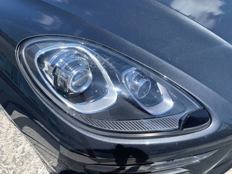 2017 Porsche Macan S