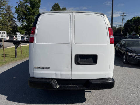 2020 Chevrolet Express 2500