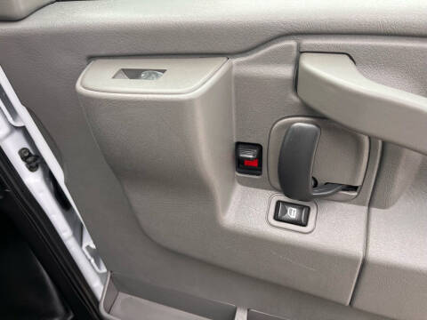 2019 Chevrolet Express 2500