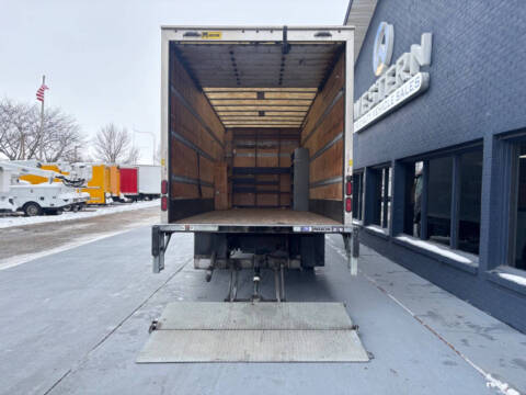 2018 Isuzu NRR 24FT Box Truck