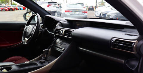 2018 Lexus IS 300