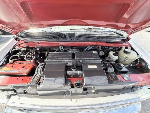 2002 Ford E-Series E-350 SD