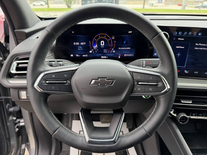 2024 Chevrolet Traverse LS