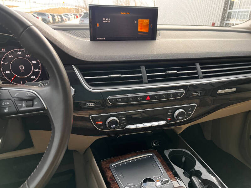 2019 Audi Q7 quattro Prestige 55 TFSI