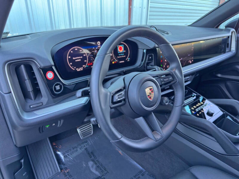 2024 Porsche Cayenne S