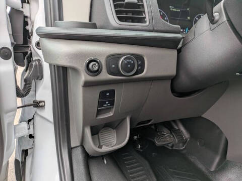 2025 Ford Transit 250