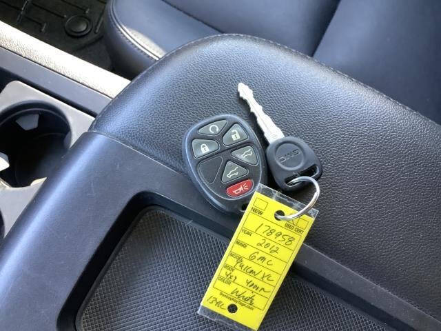 2012 GMC Yukon XL SLT