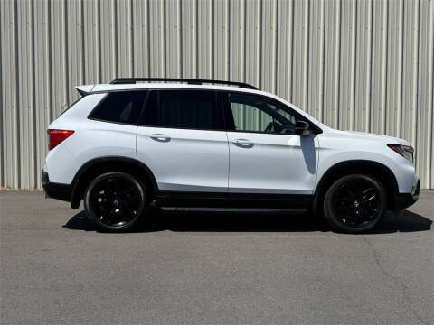 2024 Honda Passport Black Edition