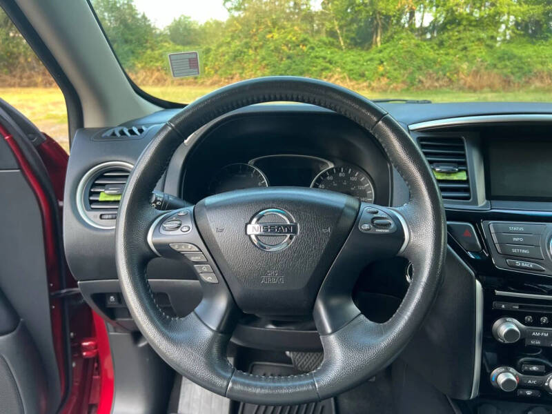 2016 Nissan Pathfinder