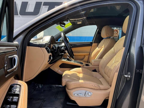 2018 Porsche Macan S
