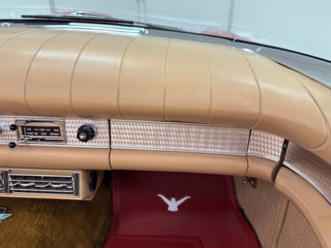 1957 Ford Thunderbird