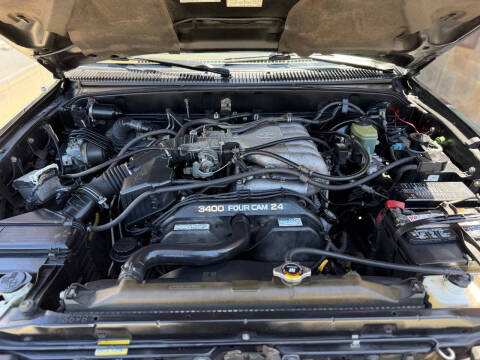2000 Toyota 4Runner SR5