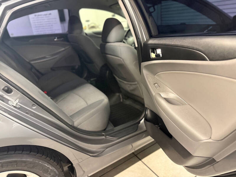 2012 Hyundai Sonata GLS