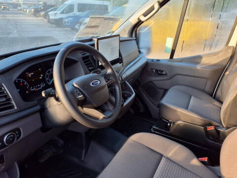 2025 Ford Transit 250