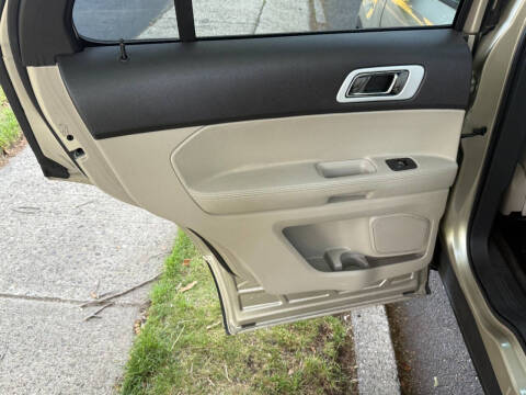 2011 Ford Explorer XLT