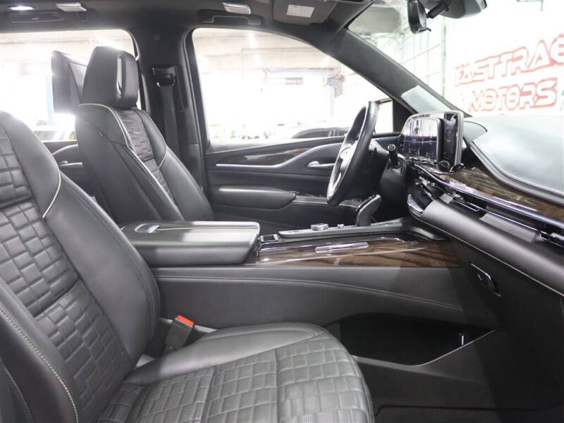 2022 Cadillac Escalade ESV Sport Platinum