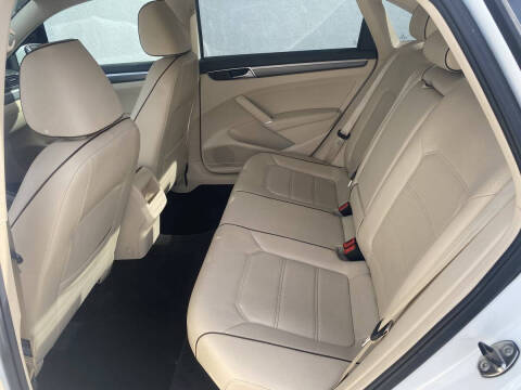 2016 Volkswagen Passat