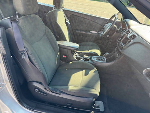 2012 Chrysler 200 Touring