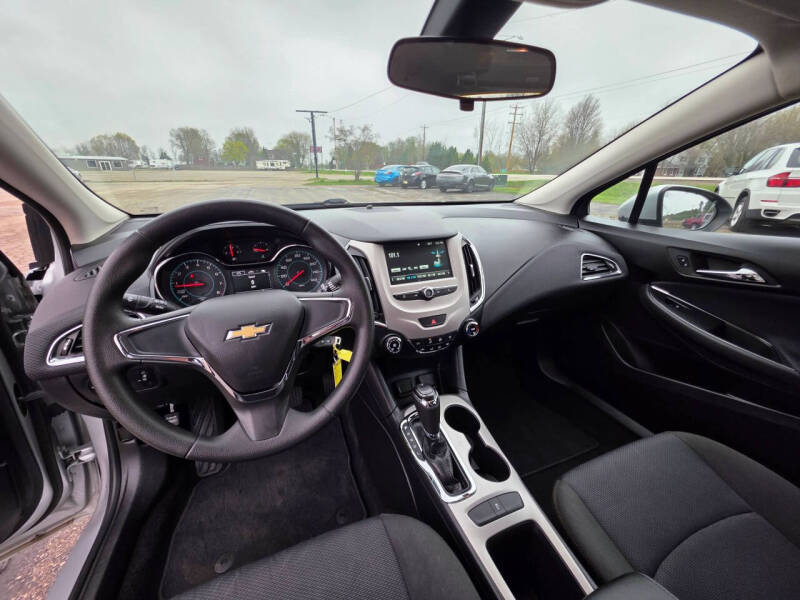 2018 Chevrolet Cruze LS Auto