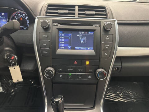 2017 Toyota Camry SE