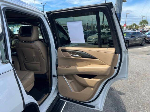 2019 Cadillac Escalade Platinum