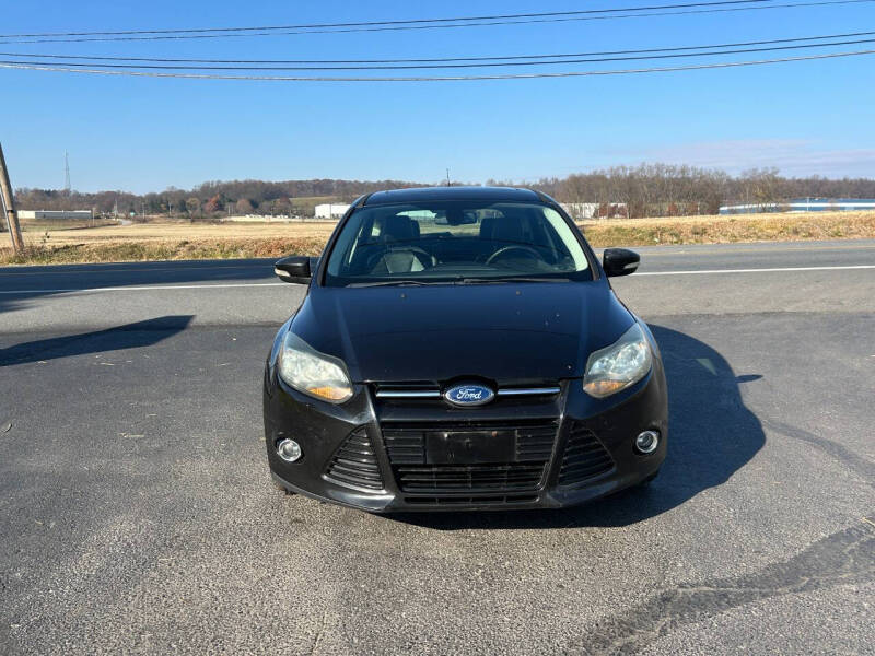 2012 Ford Focus Titanium photo 21