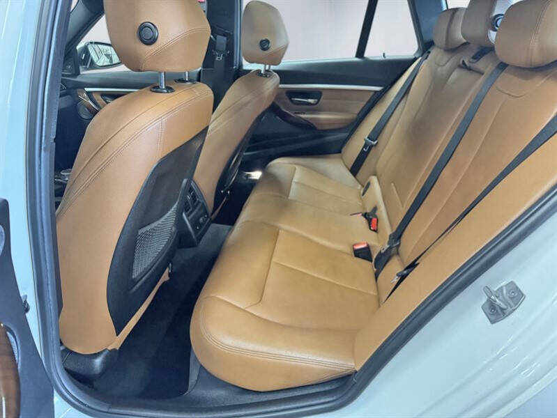 2016 BMW 3 Series 328i xDrive