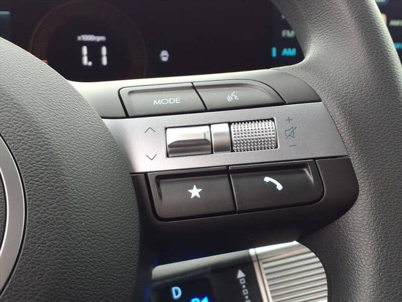 2026 Hyundai Tucson Hybrid Blue SE