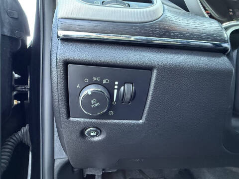 2019 Jeep Grand Cherokee Summit