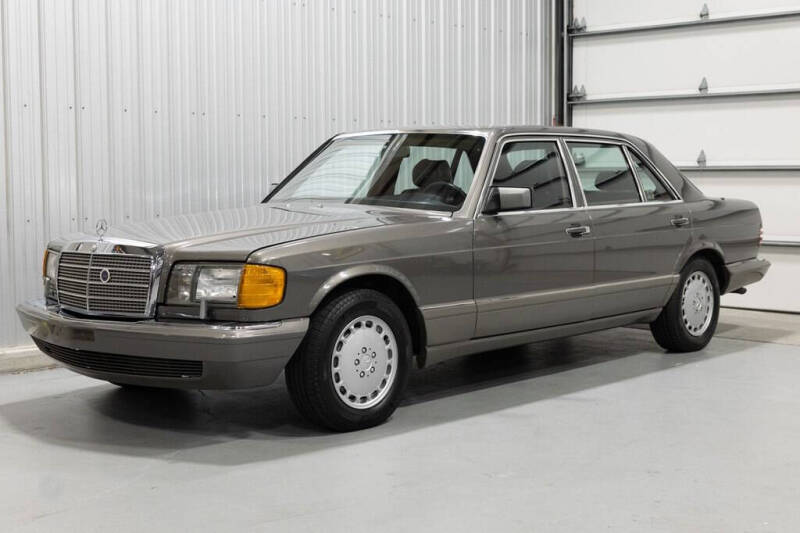 1988 Mercedes-Benz 560-Class 560 SEL