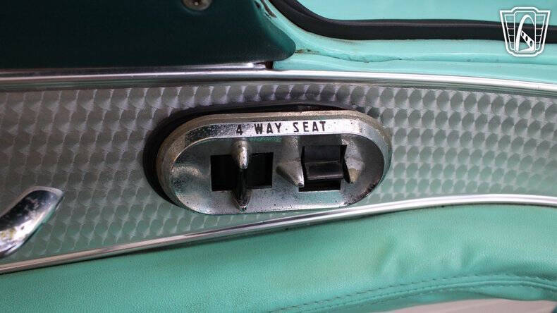 1955 Ford Thunderbird