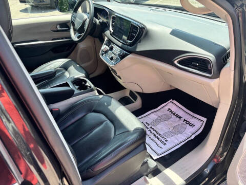 2022 Chrysler Pacifica Touring L