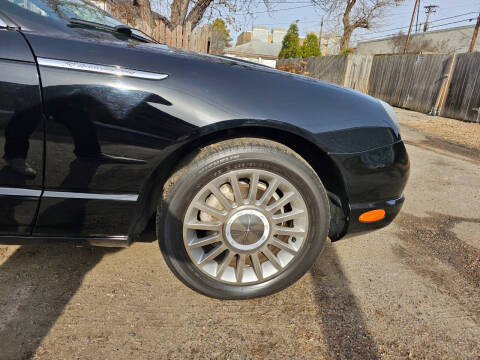 2005 Ford Thunderbird Deluxe