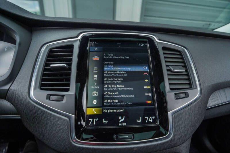 2020 Volvo XC90 T5 Momentum