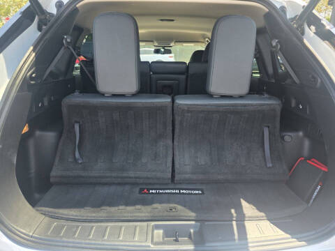 2022 Mitsubishi Outlander SEL Launch Edition