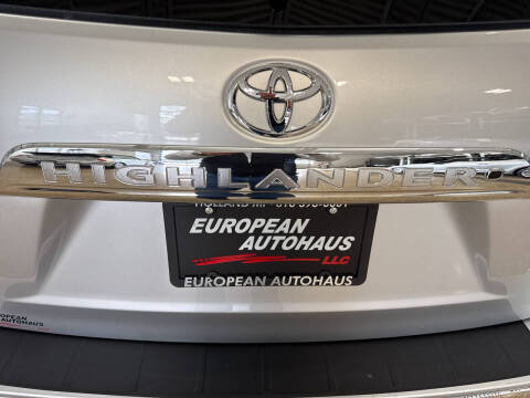 2012 Toyota Highlander SE